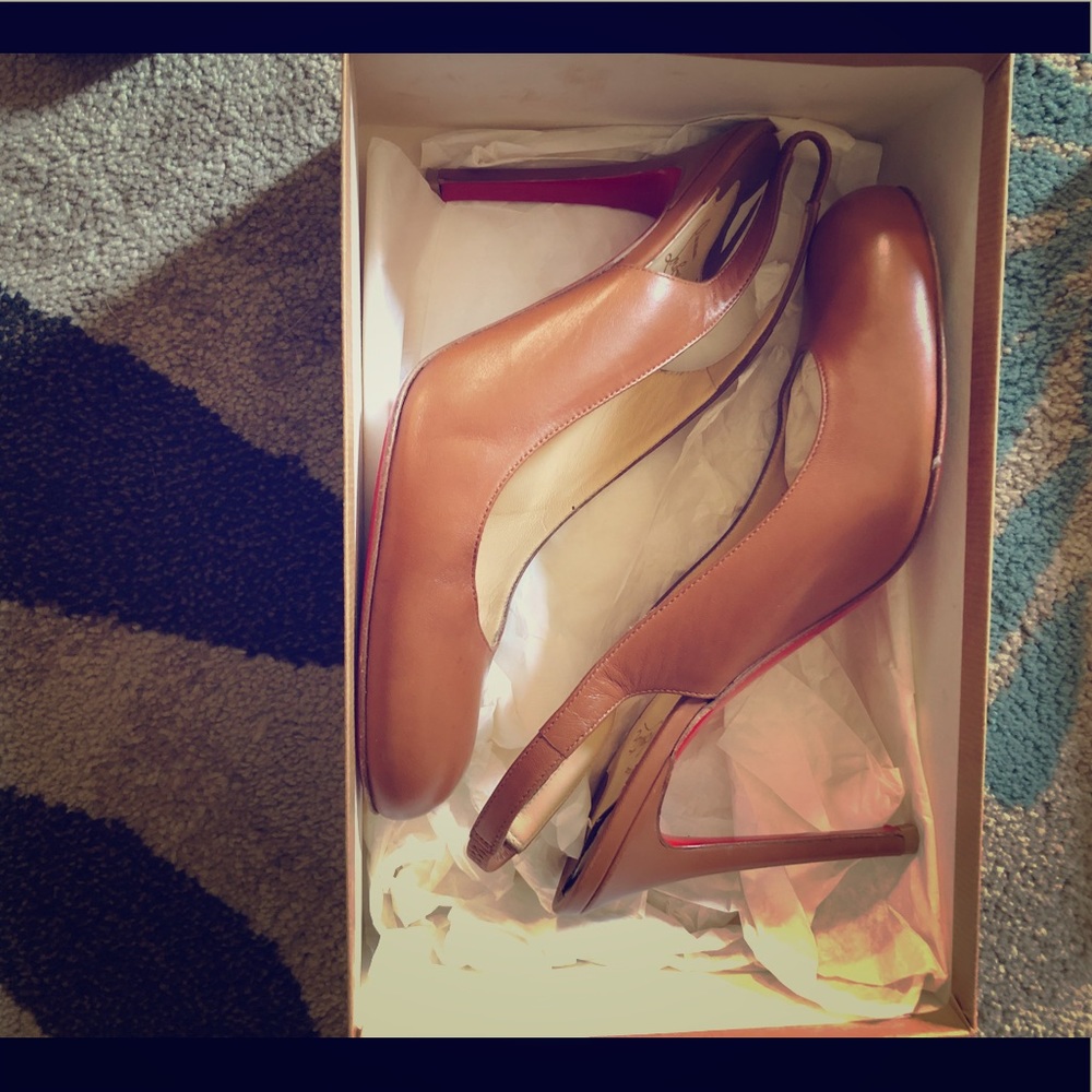 ⚡️⚡️FLASH SALE!  Christian Louboutin Cortinette